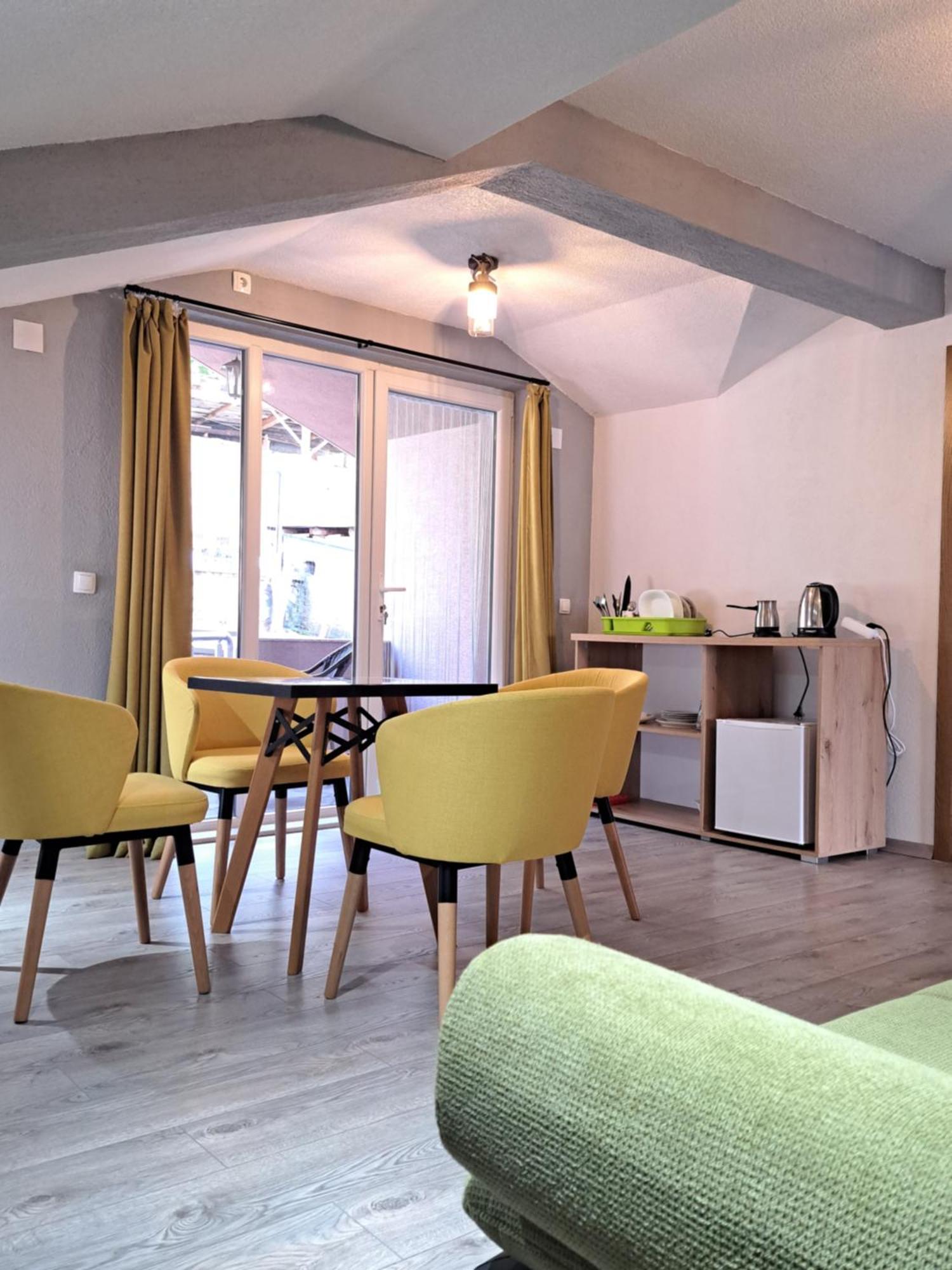 Papi Apartments Kruševo Esterno foto